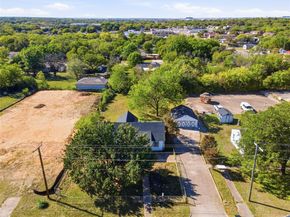 3229  Meadow Oaks Drive , Haltom City Texas 76117