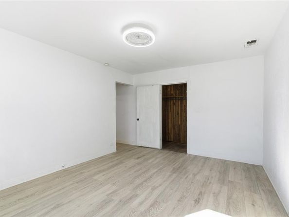 3229  Meadow Oaks Drive , Haltom City Texas 76117