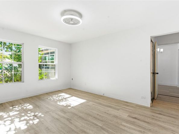 3229  Meadow Oaks Drive , Haltom City Texas 76117