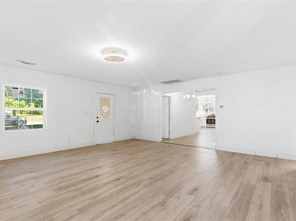 3229  Meadow Oaks Drive , Haltom City Texas 76117