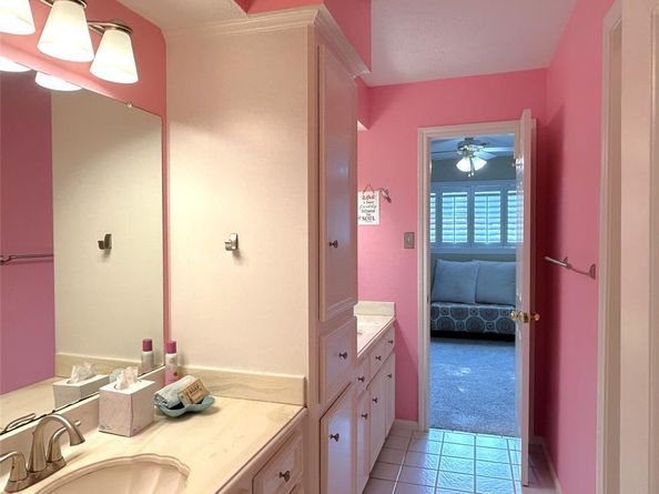 9547  Enstone Circle , Spring Texas 77379