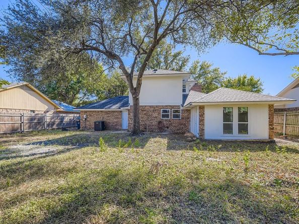 4121  Chestnut Street , Fort Worth Texas 76137