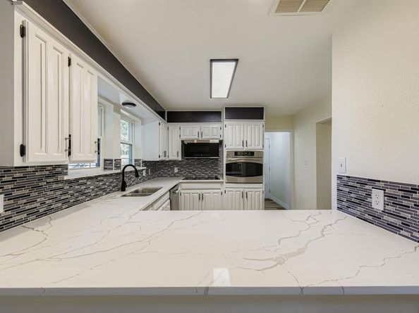 4121  Chestnut Street , Fort Worth Texas 76137