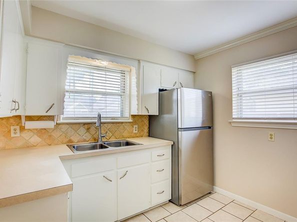 1610  17th Street , Plano Texas 75074