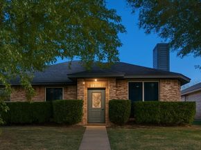 208  Wedgewood Lane , Cedar Hill Texas 75104