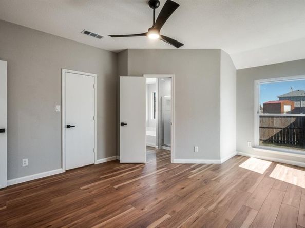 208  Wedgewood Lane , Cedar Hill Texas 75104