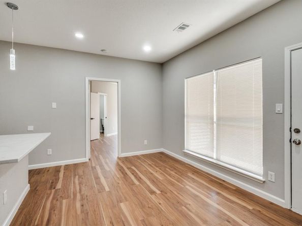 208  Wedgewood Lane , Cedar Hill Texas 75104