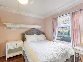 938  Gillham Road , River Oaks Texas 76114