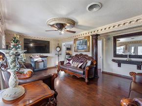 938  Gillham Road , River Oaks Texas 76114