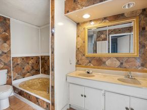 4628  Burton Avenue , Fort Worth Texas 76105