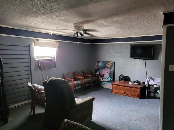 4628  Burton Avenue , Fort Worth Texas 76105