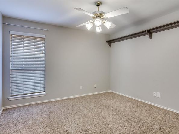 6607  Capitol Hill Drive , Arlington Texas 76017