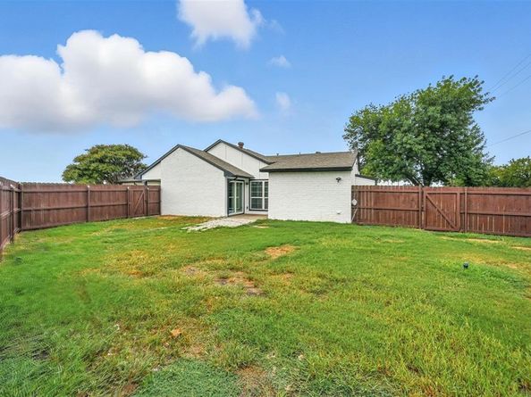 6082  Dooley Drive , The Colony Texas 75056