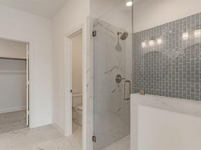 346  Nursery Lane , Fort Worth Texas 76114