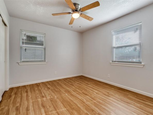 9535  Crestshire Drive , Dallas Texas 75227