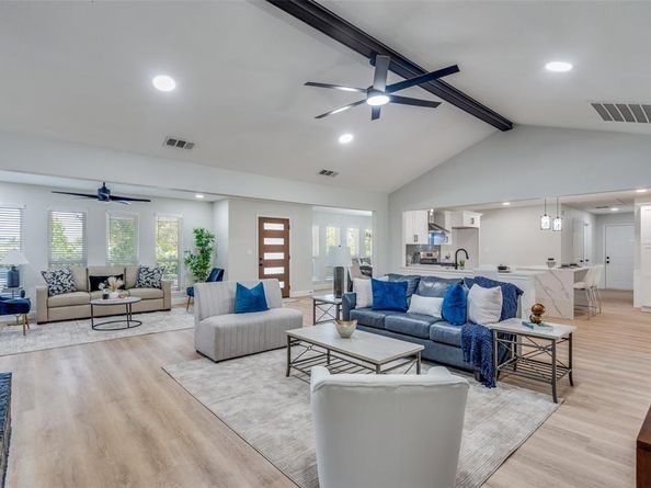 8443  Stults Road , Dallas Texas 75243