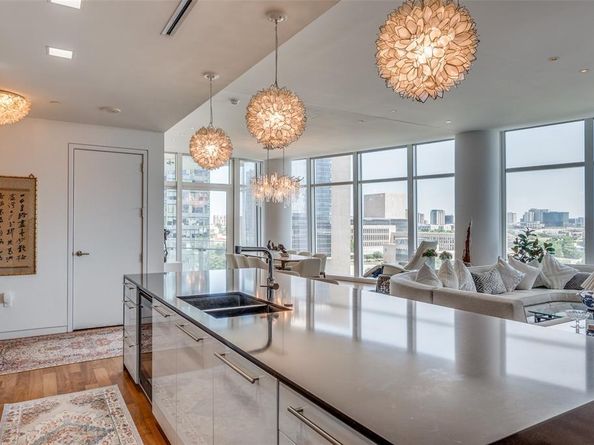 1918  Olive Street  701, Dallas Texas 75201