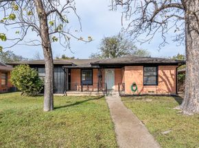 1625  crestridge Drive , Mesquite Texas 75149