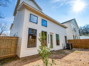 407  Bobbie Street , Dallas Texas 75203