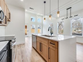 407  Bobbie Street , Dallas Texas 75203