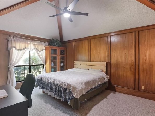 2214  Moss Trail , Garland Texas 75044