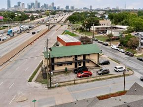 3525  Colonial Avenue , Dallas Texas 75215