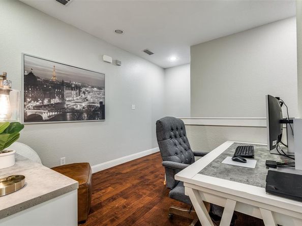 1011  Brook Hollow Drive , Euless Texas 76039