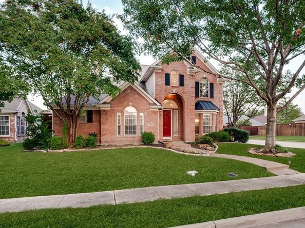 10300  Donley Drive , Irving Texas 75063
