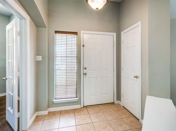 5560  Lawnsberry Drive , Fort Worth Texas 76137
