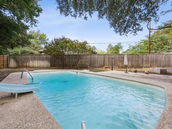 313  Post Oak Drive , Highland Village Texas 75077