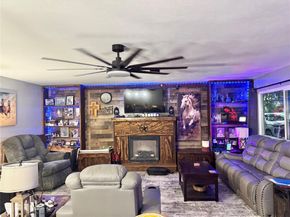 2501 S Fielder Road , Arlington Texas 76015