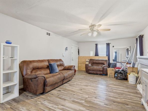 4014  Kostner  , Dallas Texas 75216