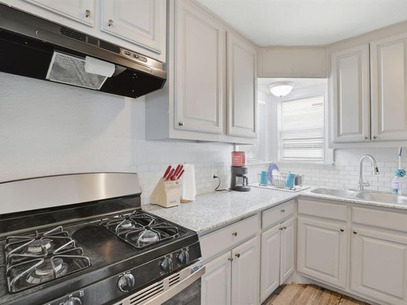 4014  Kostner  , Dallas Texas 75216