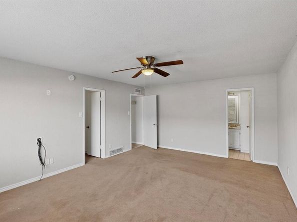 3001  Galaxie Road , Garland Texas 75044