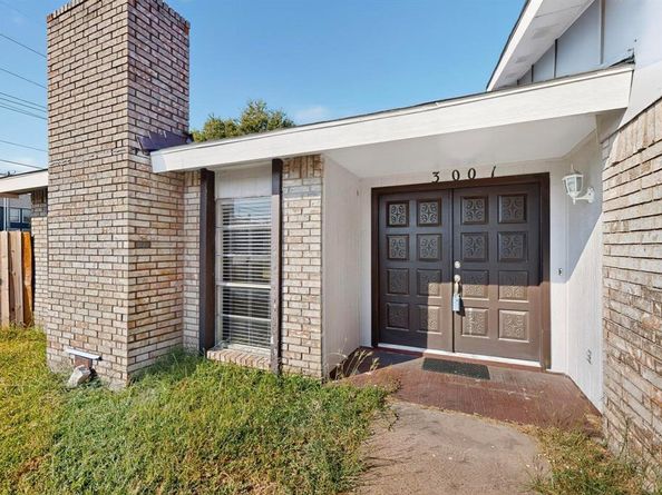 3001  Galaxie Road , Garland Texas 75044