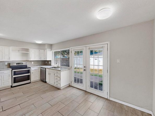 3001  Galaxie Road , Garland Texas 75044