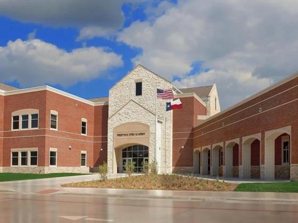 3704  Dover  , The Colony Texas 75056