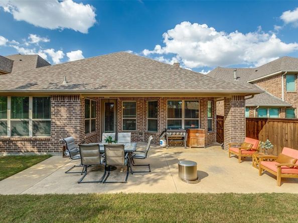 3704  Dover  , The Colony Texas 75056