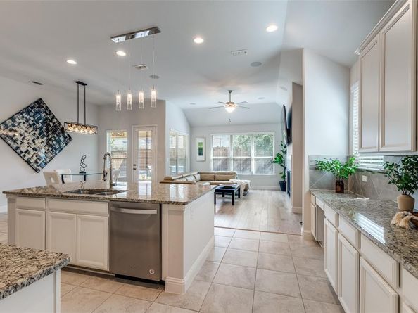 3704  Dover  , The Colony Texas 75056