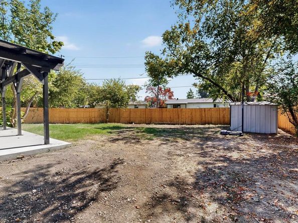 2412  Northshore Drive , Carrollton Texas 75006