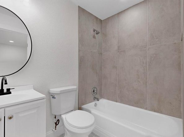 2412  Northshore Drive , Carrollton Texas 75006