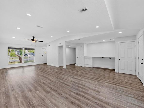 2412  Northshore Drive , Carrollton Texas 75006