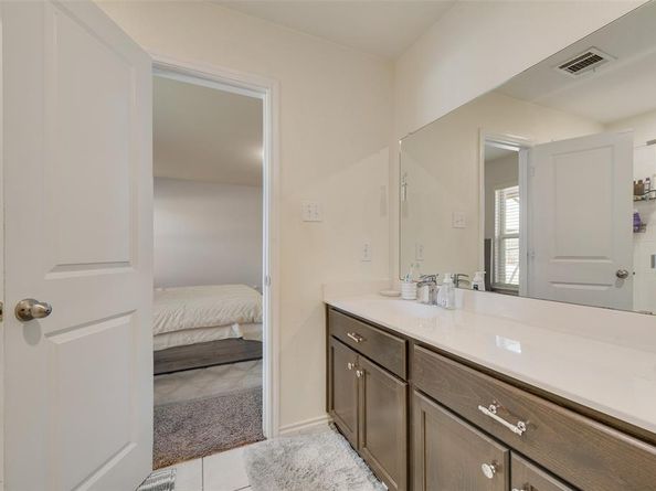 813  Horton Street , Fate Texas 75189