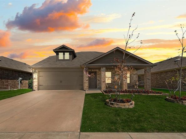 813  Horton Street , Fate Texas 75189