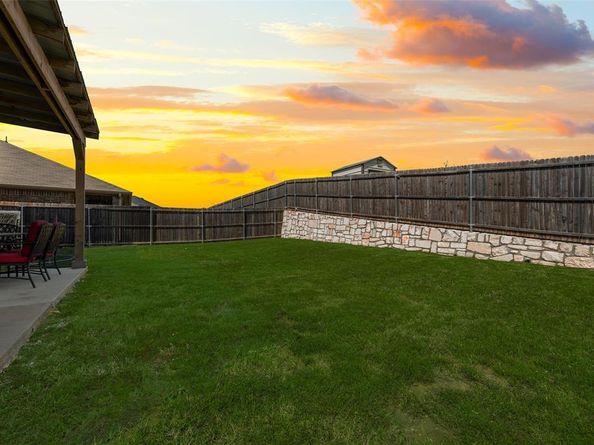 813  Horton Street , Fate Texas 75189