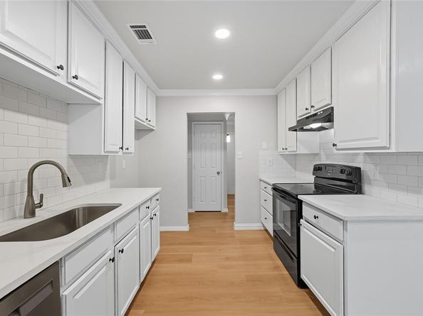 1310  California Trail , Grand Prairie Texas 75052