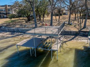 400  Driftwood Court , Azle Texas 76020