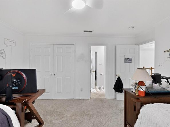 7639  Lovers Lane , Dallas Texas 75225