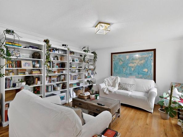 7639  Lovers Lane , Dallas Texas 75225