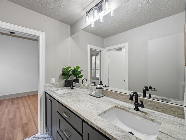 6030  Steamboat Drive , Dallas Texas 75230